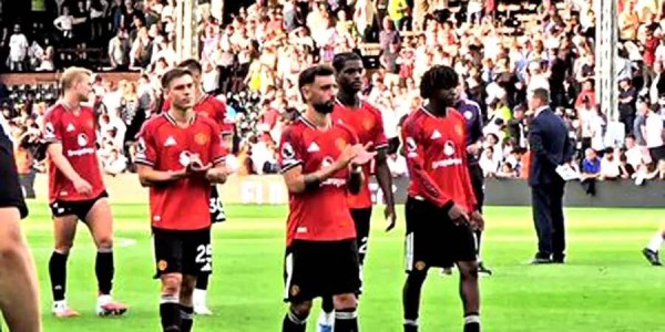 曼联6000万铁腰两弱点暴露，身为嫡系却被阿莫林嫌弃！半场被换尴尬