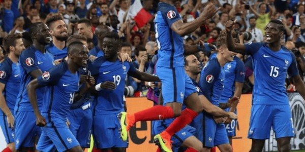 法甲焦点战：马赛VS洛里昂 赛前全方位解析与比分预测