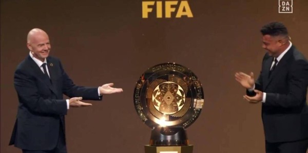 世俱杯八强对阵详解：蓝军独守半区优势明显，巴黎皇马有望会师