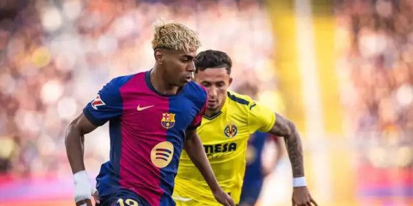 西甲巴萨赴美比赛引争议，球员反对海外赛圈钱行为受质疑