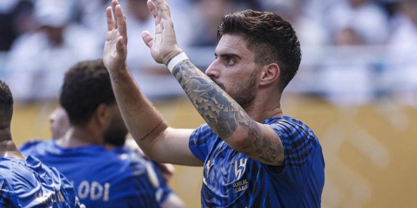 利雅得新月力克皇马，创世俱杯历史 达亚洲之光