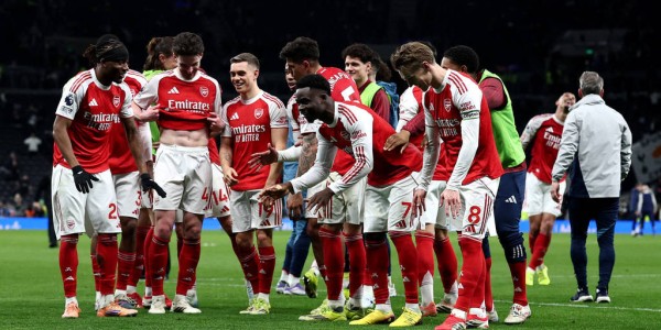 比赛日：阿森纳双杀热刺送“拉菲” 白百合新帅首战即开摆？