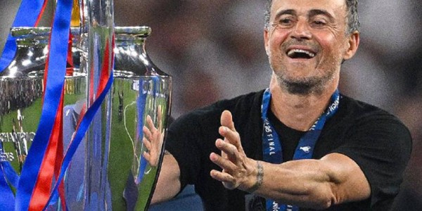 凌晨3点！皇马对阵巴黎：21岁新星或成为关键，3000万奖金悬而未决