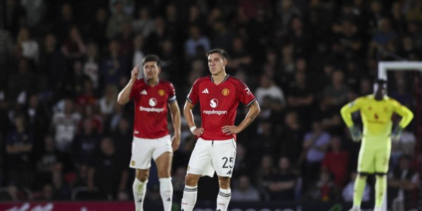 曼联历史重演：转会窗口能否拯救阿莫林的困境？