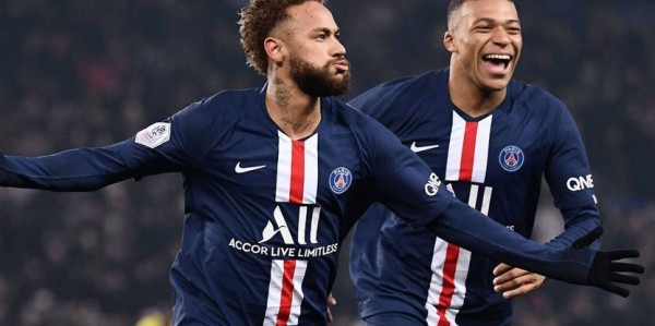 世俱杯巅峰对决：巴黎圣曼 VS 皇马，足坛巨擘的王者之争