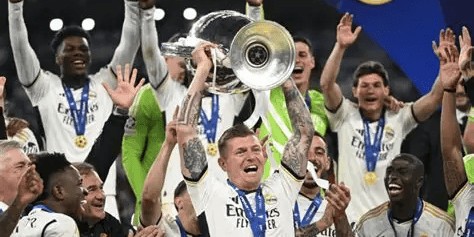 周二007德甲前瞻：斯图加特VS法兰克福 主场劲旅与防反军团的争四博弈