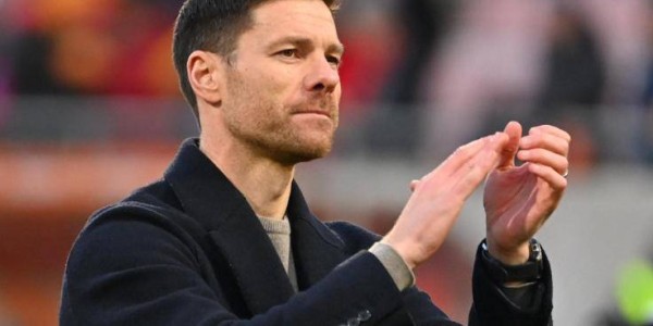 皇马主帅的帅位稳了！佛爷出面支持，切断了更衣室的退路